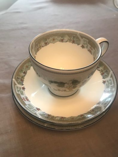 Wedgewood 21 Piece tea set