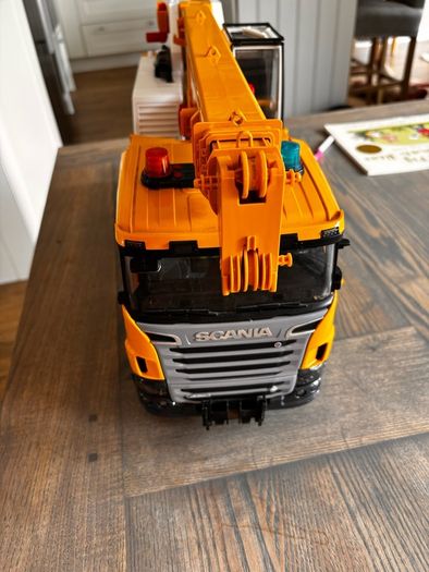 Toy Crane - Bruder Scania Liebherr Crane
