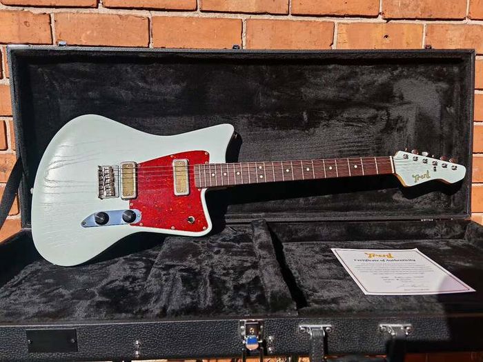 Trent Guitars UK Model 1 Custom Offset Guitar Sonic Blue (Delivery available)