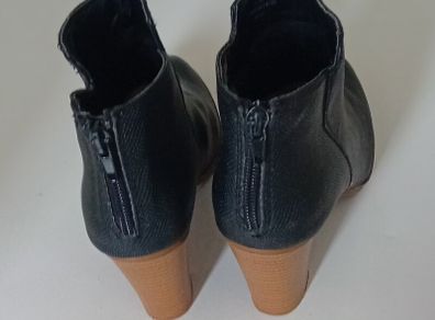 Ladies Leather Boots 3/36