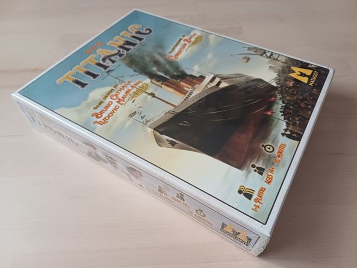 SOS Titanic Solo Co-Op Strategy Board Game 2021 NEW SEALED