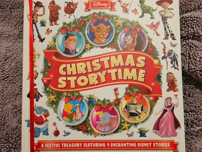 Disney Christmas Storytime Book