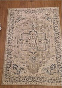Rug