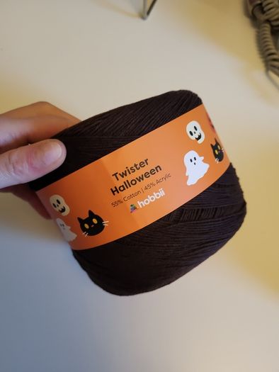 Hobbii Twister Halloween 250g NEW yarn cake  crochet knitting yarn