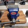 table vice Image 4