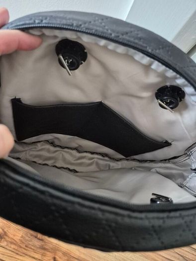 O Bag round,  black,  NEW