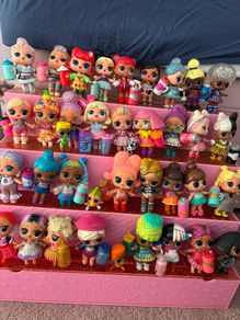 LOL Display Stand and 34 dolls