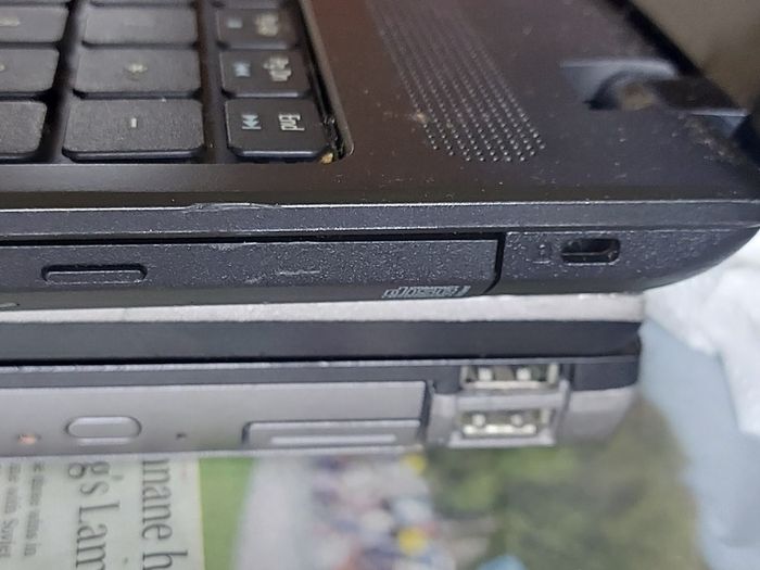 emachines E732 Series 15. inch Laptop, Model ZRDB, Intel Pentium CPU P6200, 2.13GHz, 3GB Ram, 218GB SSD, Windows 7, 64bit, Firefox, Opera, Chrome and VLC