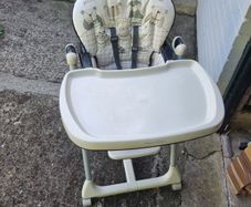 Mama& Papa Chair  Baby