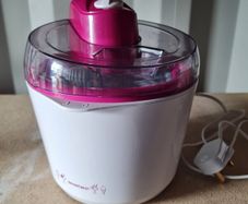 ice cream maker