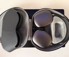 AirPods Max gen 1