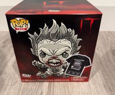 Funko IT Pennywise with Teeth Black and White FYE exclusive Tee 473 Vaulted