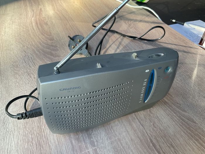Grundig GR170 Portable Radio