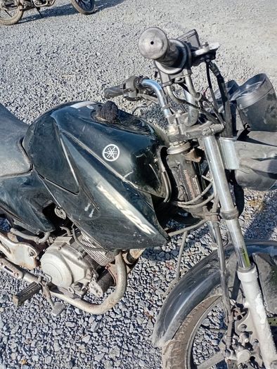 cb 125 f 2017@ ybr 125 2014 gs 500 parts
