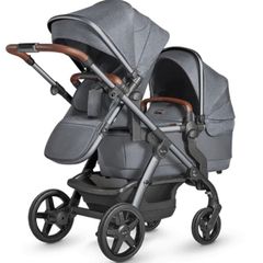 Silver cross Wave Pram with Bassinet, footmuff, and accessories