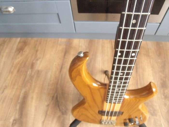 Vintage Aria SB1000 bass guitar - Made in Japan