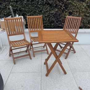 Outdoor Solid Wood Table and Chairs