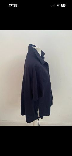 Black Cos top size 6