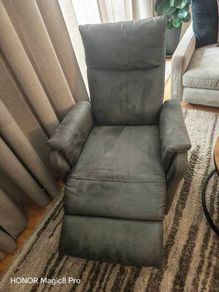 Recliner armchair