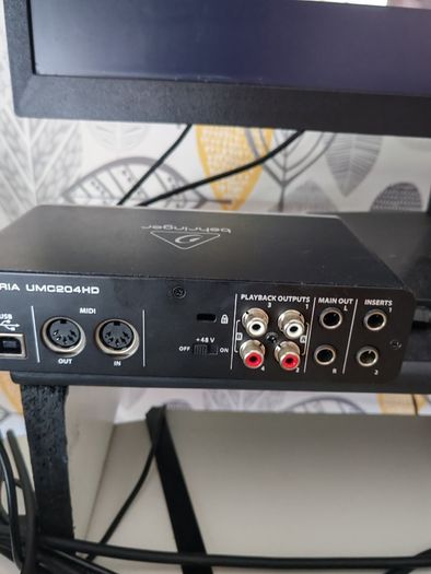 Behringer U phoria Umc204hd USB