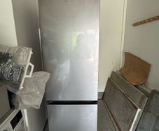 Samsung series 5 fridge freezer