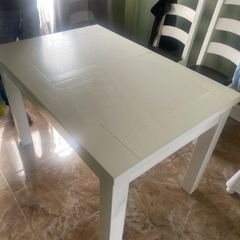 table and chairs
