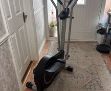 Cross Trainer