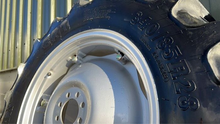 Massey 135 Wheels & Tyres BKT Agri Max