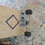 Mini Logo skateboard Image 4