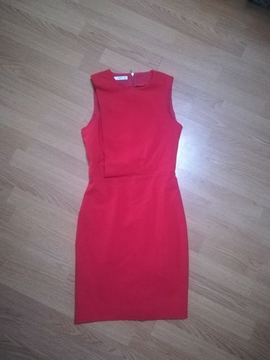 Mango dress in red