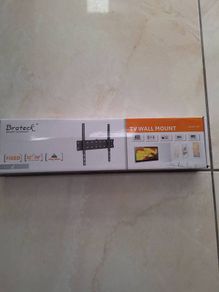 TV wall bracket