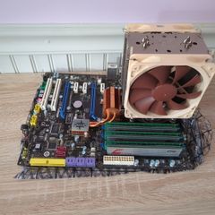 MSI X58 Platinum motherboard, 24GB RAM, i7-920, Noctua CPU Cooler