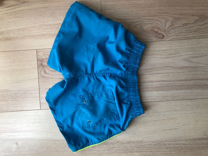 Boy's swimming shorts, age 3-4