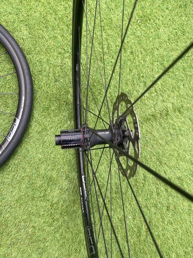 DT SWISS P1850 Spline Disc wheels