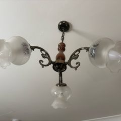ceiling light with 3 glass shades