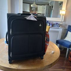 suitcase new.