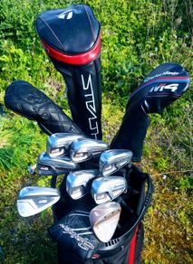 Set of Taylormade Clubs