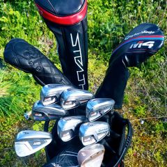 Set of Taylormade Clubs