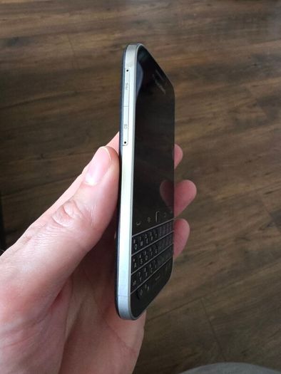 Blackberry classic q20