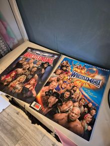 Wrestlemania 32 and 33 magazine programme
