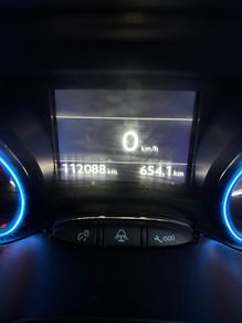 2109 Peugeot 2008 1.2 petrol manual