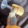 Medela mini electric breast pump Image 7