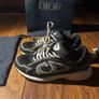 B30 Black White Trainers Size UK 8.5 Image 3