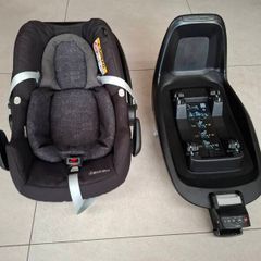 Maxi cosy baby car seat with isofix base