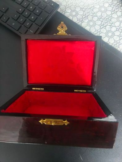 jewellery box