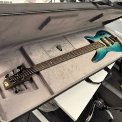 Ibanez Case Hard-soft for bass Sr and similar