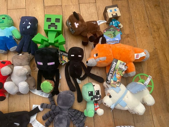 Minecraft plushies x 35