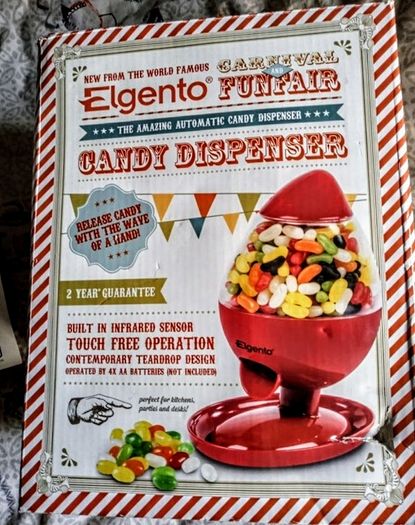 Elgento Carnival and Funfair, motion sensor, candy dispenser