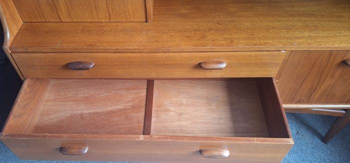 G plan highboard