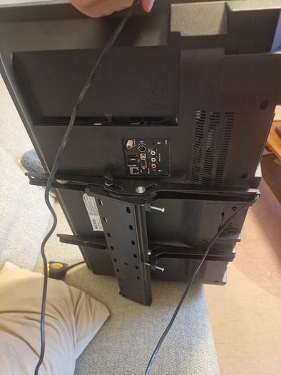 32" walker tv and wall mount.